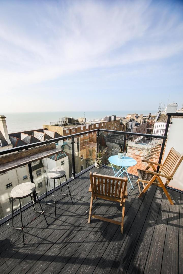 The Sunrise Penthouse Apartment Hastings Bagian luar foto